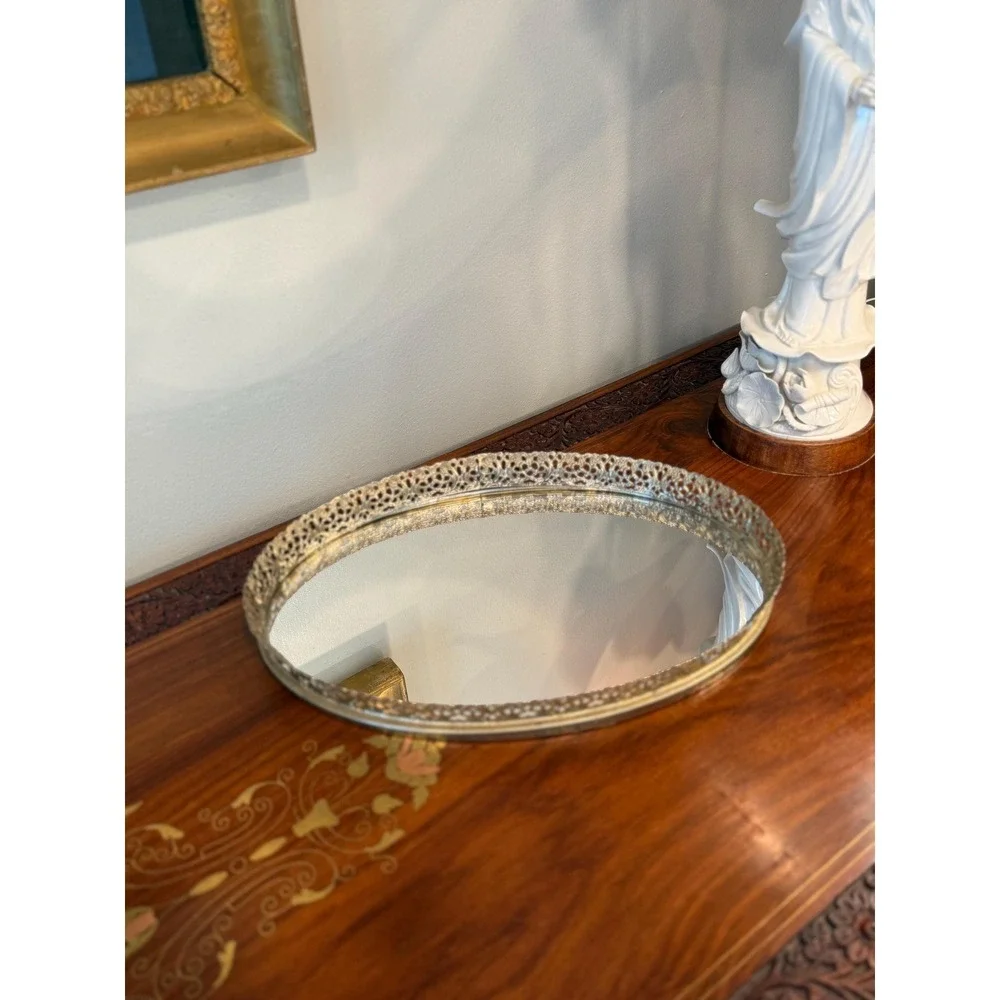 N/A vintage oval